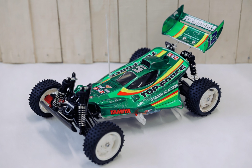 ラジコンカー修理前
